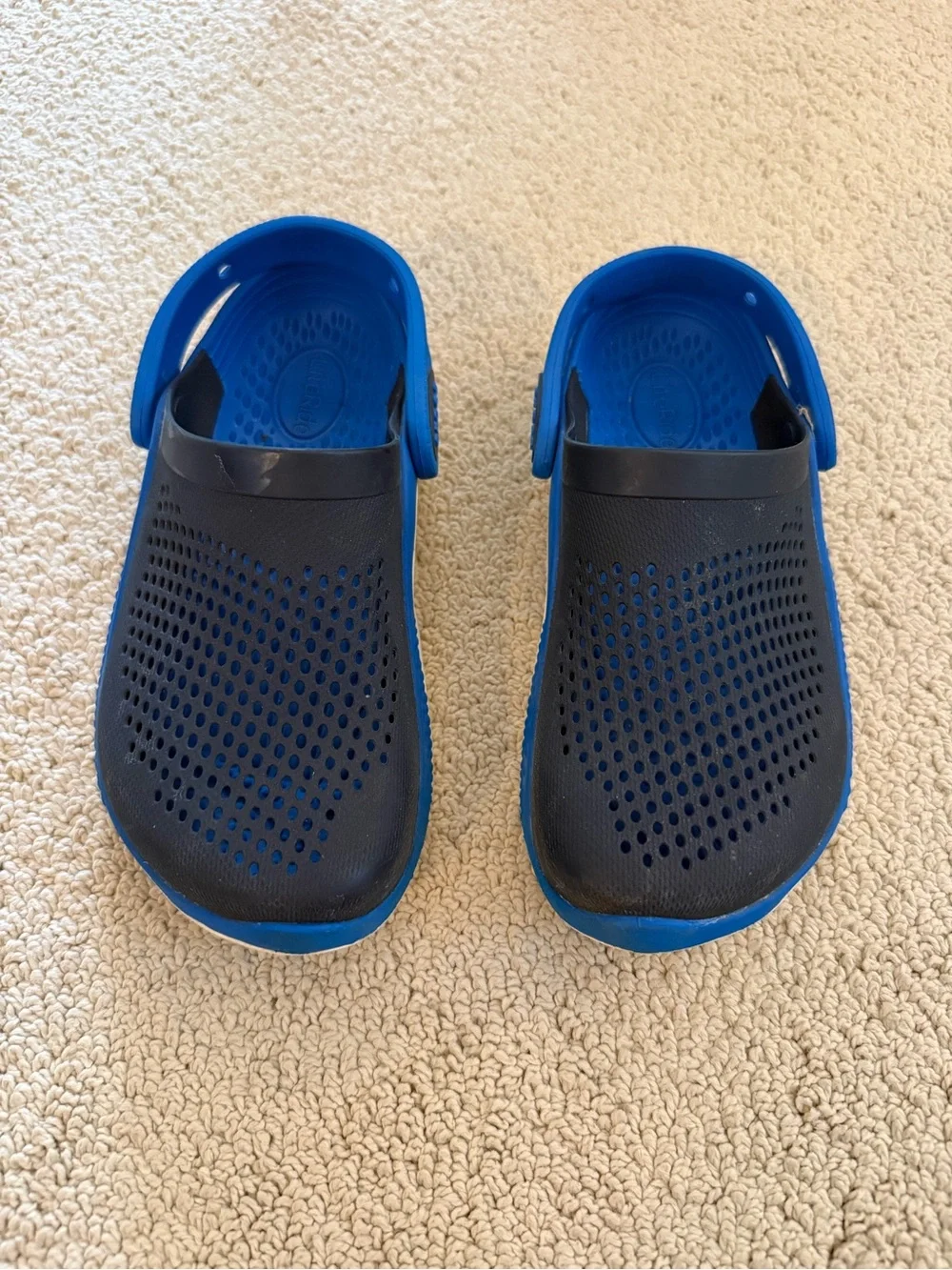 CROCS Kids Navy and Bright Blue Vented Clog